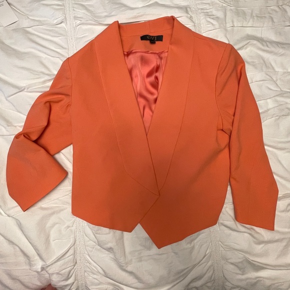 ✨3 for $25✨

Coral open blazer - Picture 2 of 13